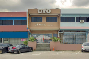 OYO 89985 Js Hotel
